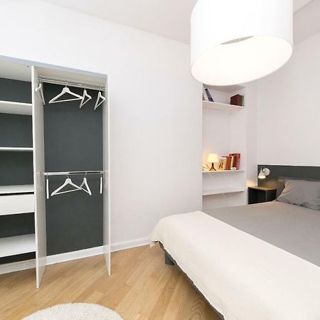 Spacious Apartment In Old Town P4You Pl Краков Экстерьер фото