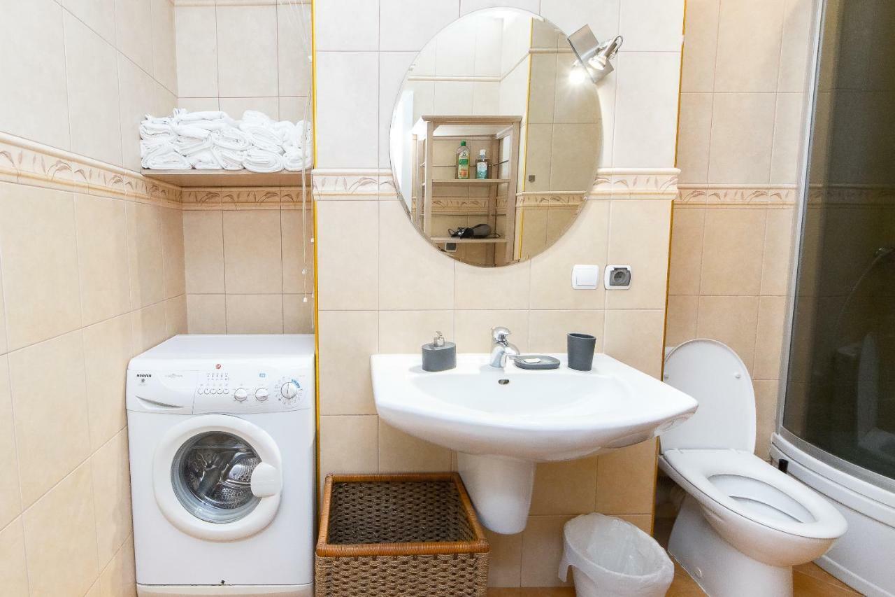 Spacious Apartment In Old Town P4You Pl Краков Экстерьер фото